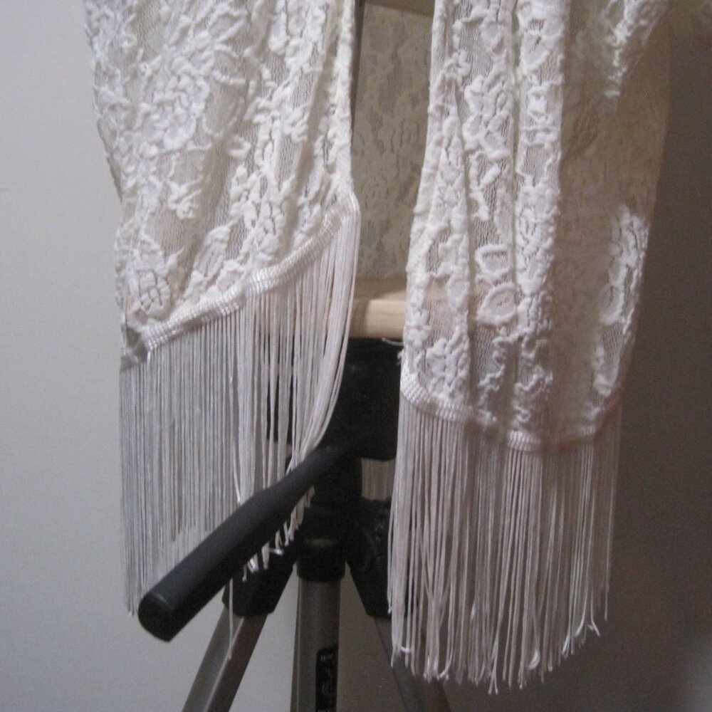 Mauve Women's Large Kimono Cover Up Lace Crochet Fringe Top Short Sleeve White - Picture 2 of 8